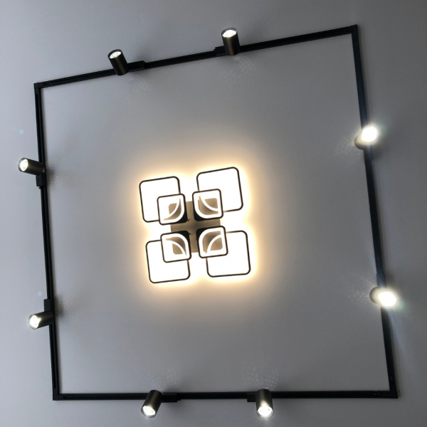 Фото матового натяжного потолка с технологией SLOTT на кухню